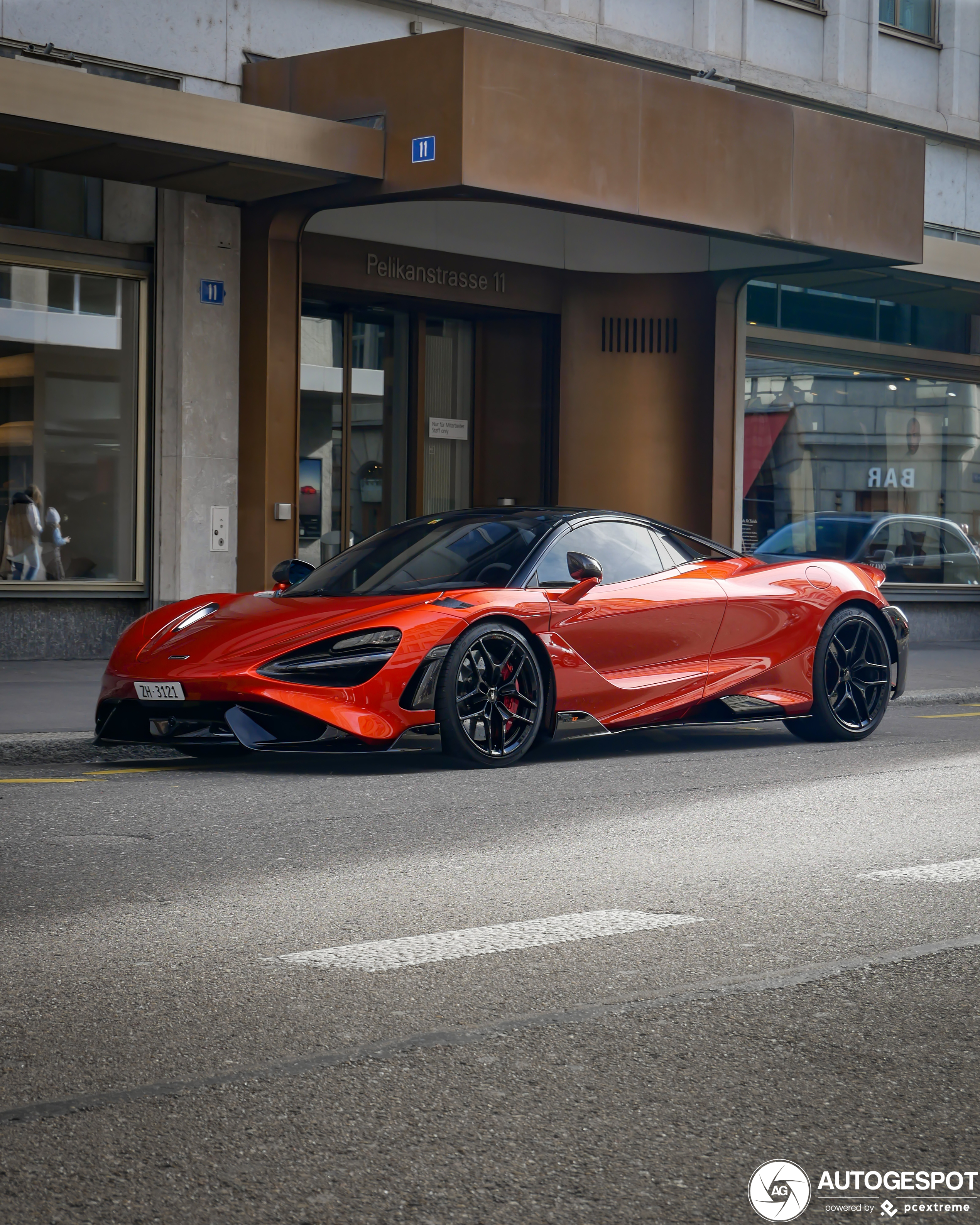 McLaren 765LT Spider