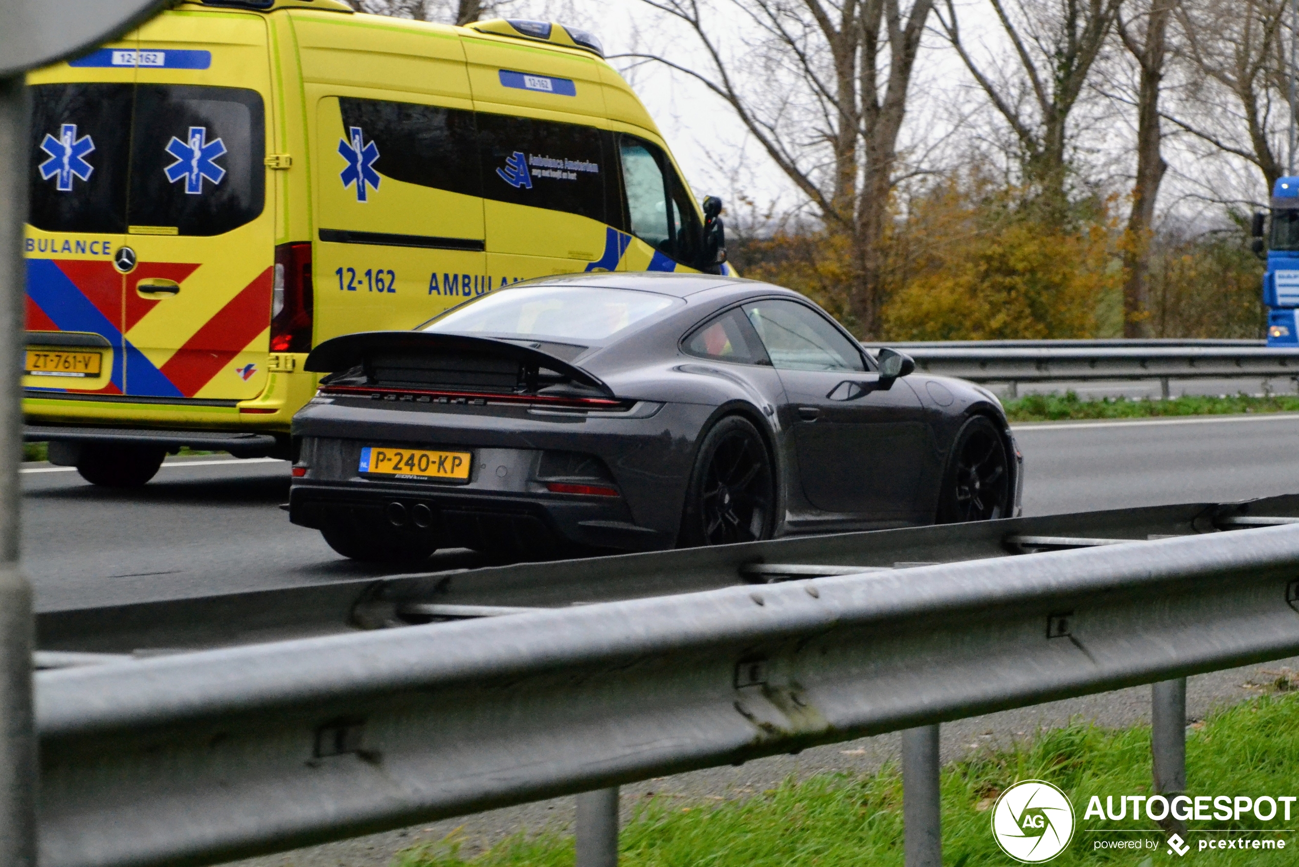 Porsche 992 GT3 Touring