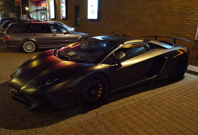 Lamborghini Aventador LP750-4 SuperVeloce Roadster