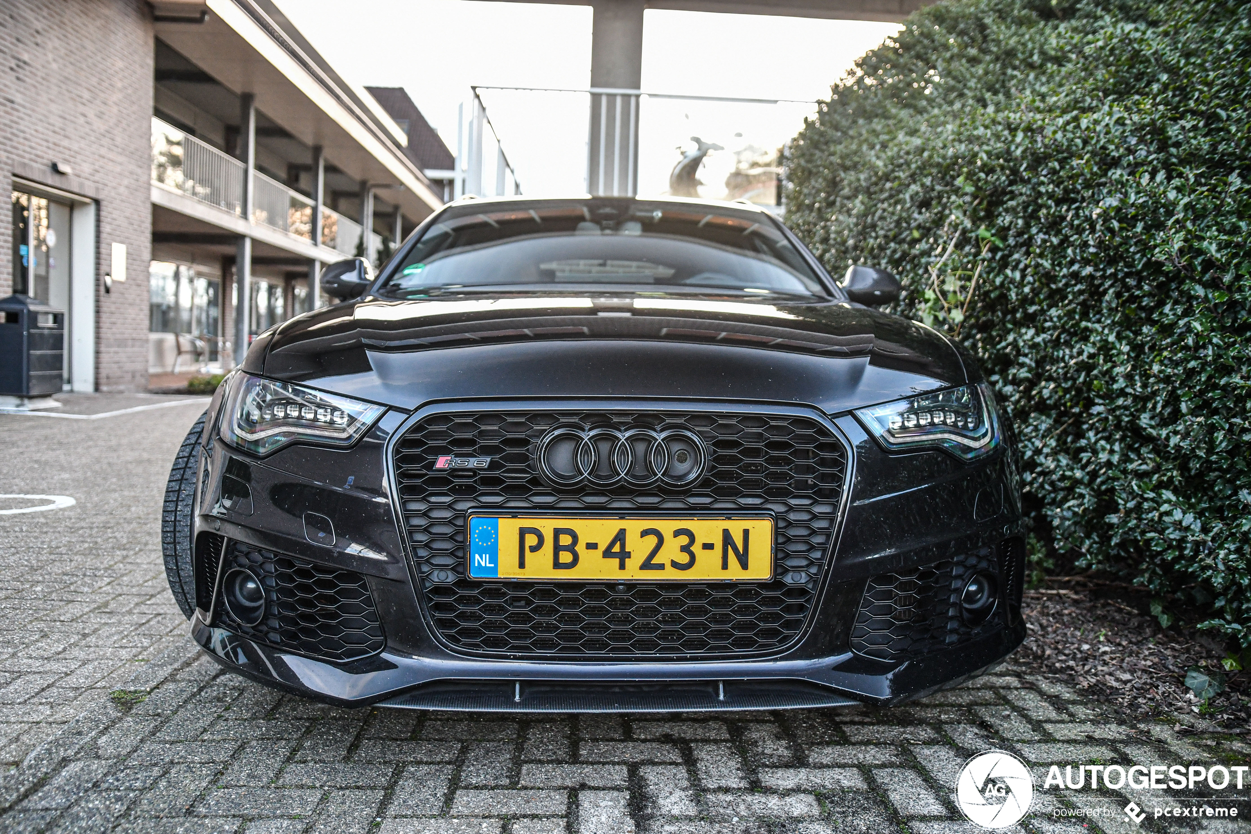 Audi RS6 Avant C7