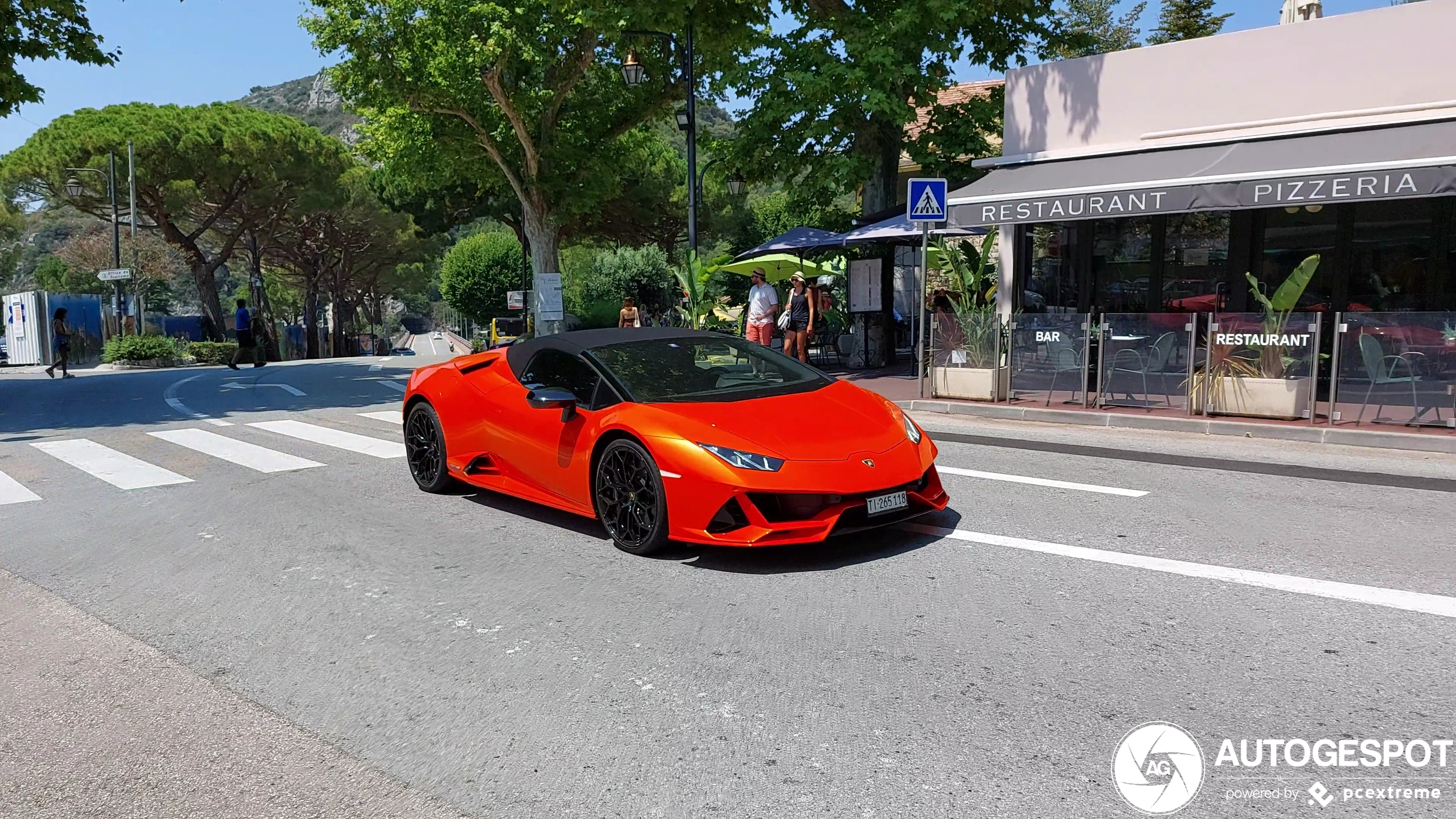 Lamborghini Huracán LP640-4 EVO Spyder