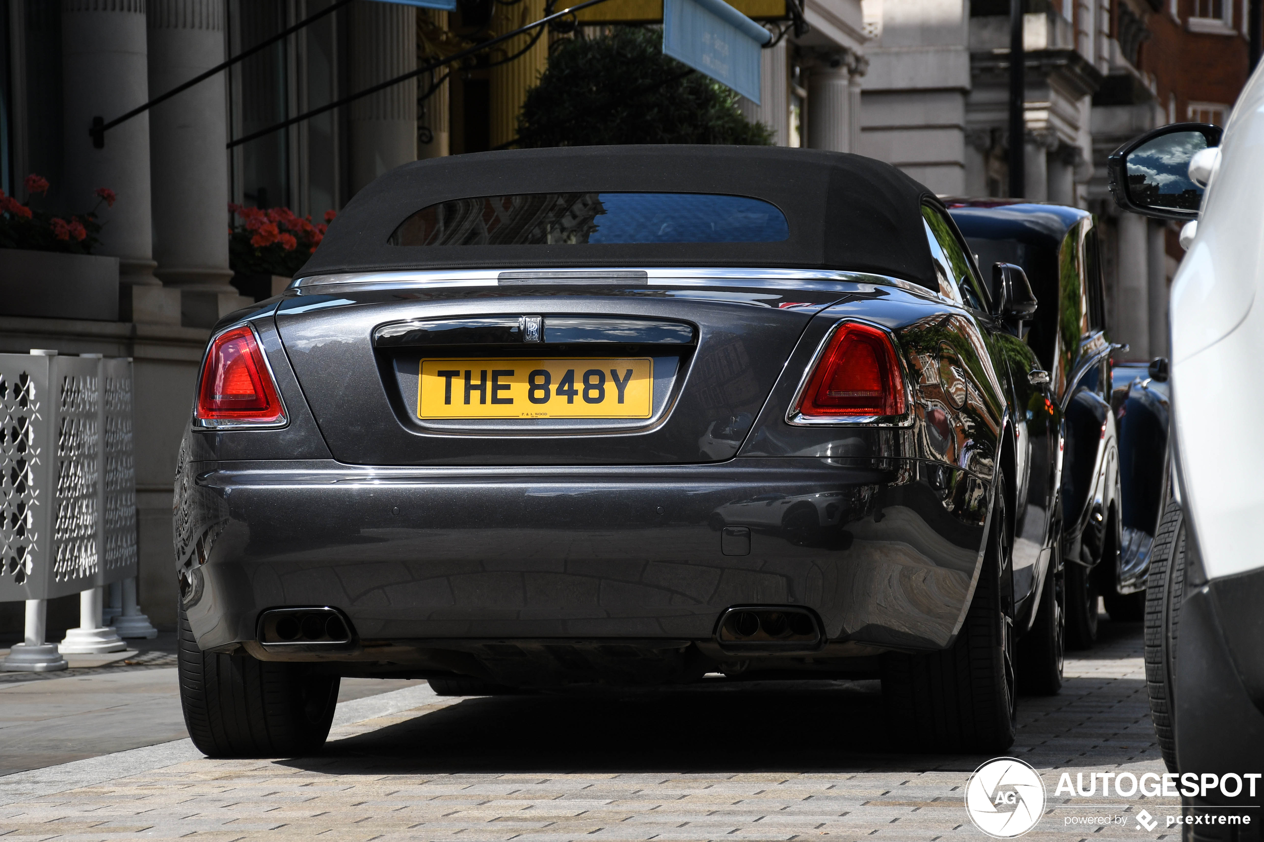 Rolls-Royce Dawn Black Badge