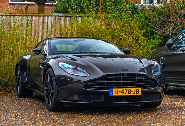 Aston Martin DB11 V8