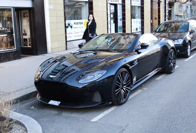 Aston Martin DBS Superleggera Volante