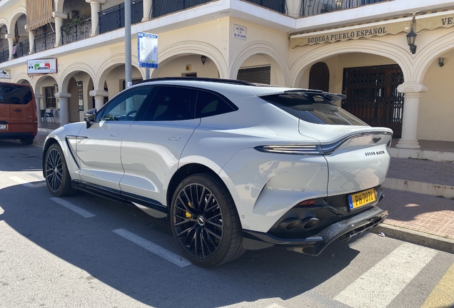 Aston Martin DBX707