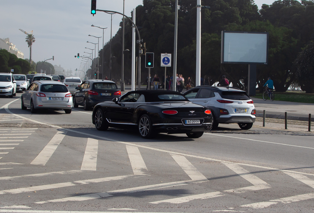 Bentley Continental GTC V8 2020