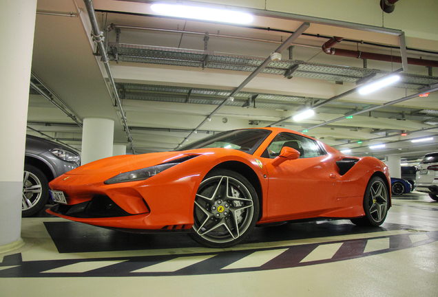 Ferrari F8 Spider