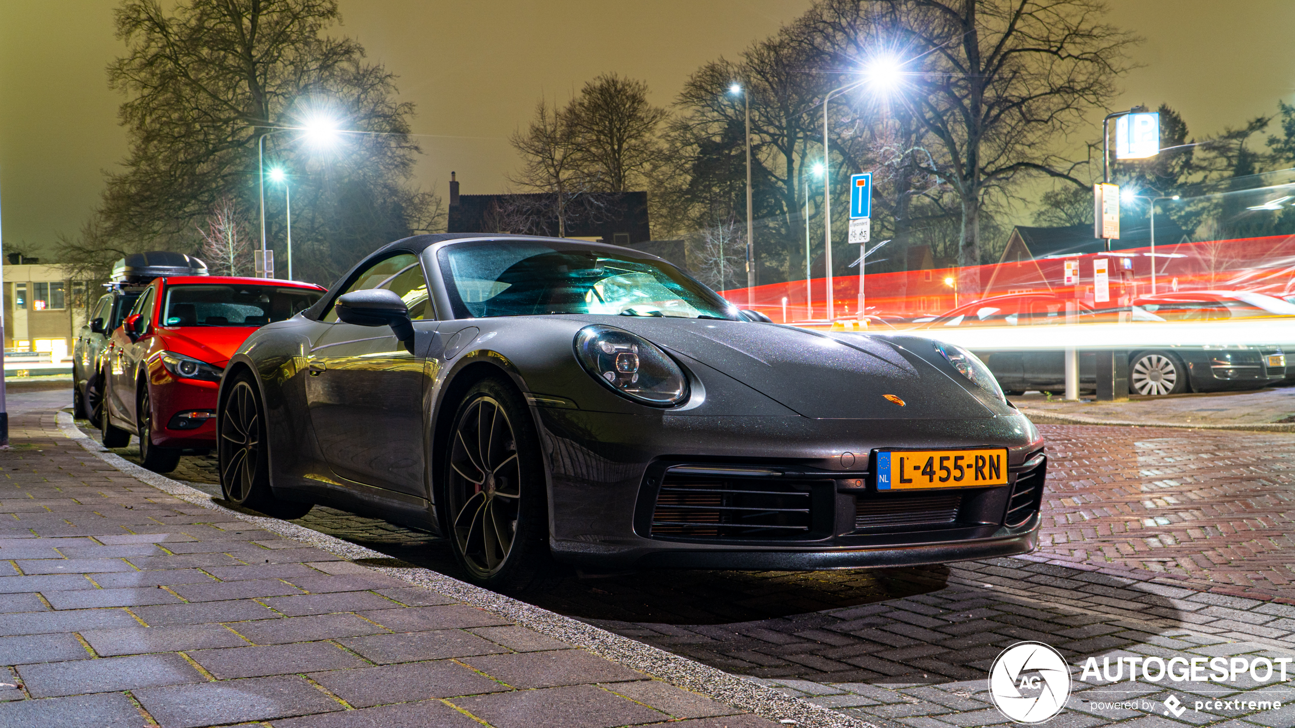 Porsche 992 Carrera 4S Cabriolet