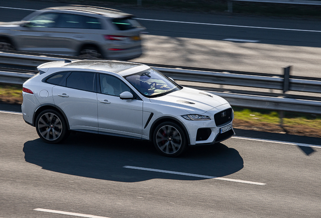 Jaguar F-PACE SVR