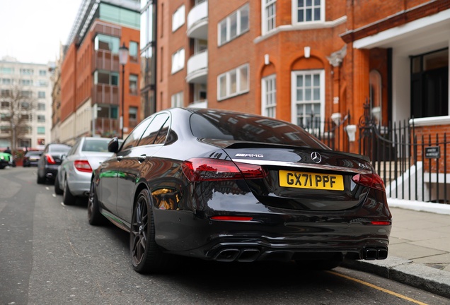 Mercedes-AMG E 63 S W213 2021