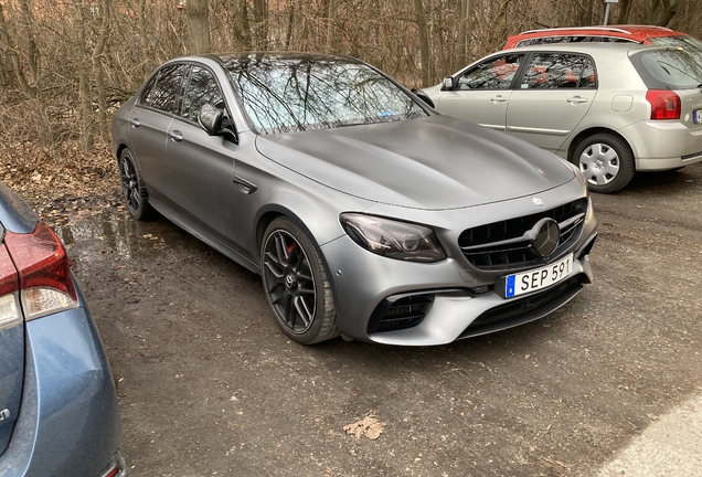 Mercedes-AMG E 63 S W213