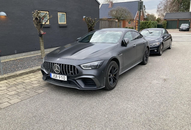 Mercedes-AMG GT 63 S X290