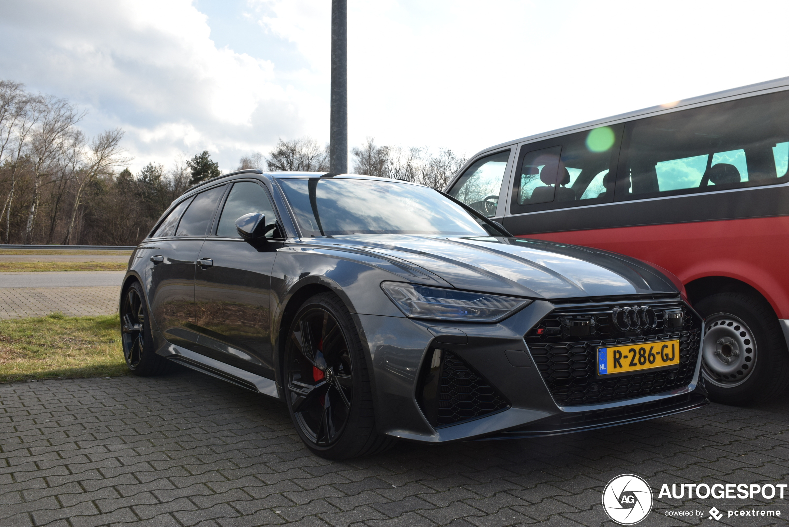 Audi RS6 Avant C8