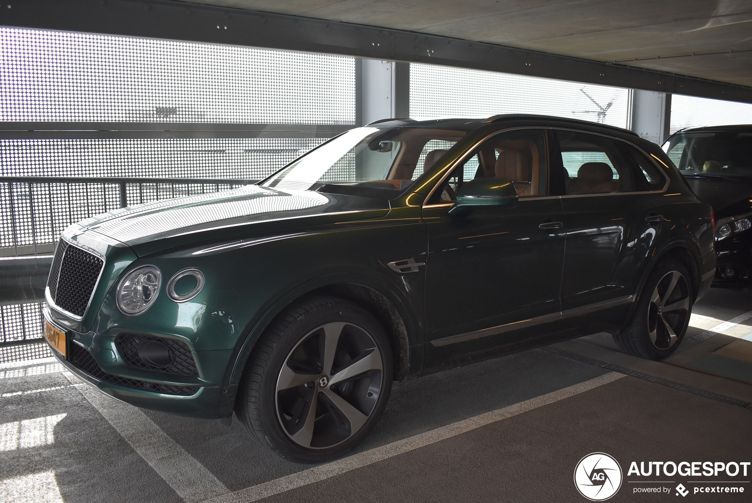 Bentley Bentayga V8