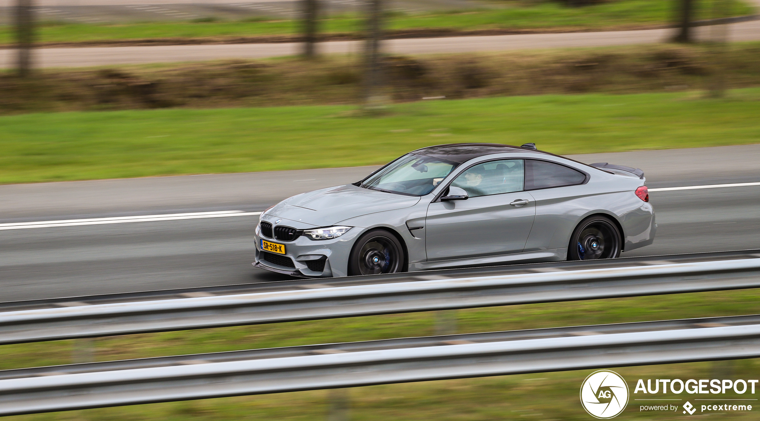 BMW M4 F82 CS