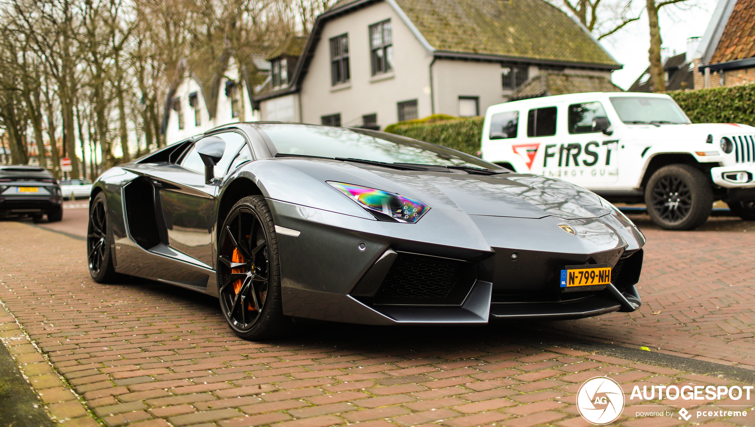 Lamborghini Aventador LP700-4 Roadster