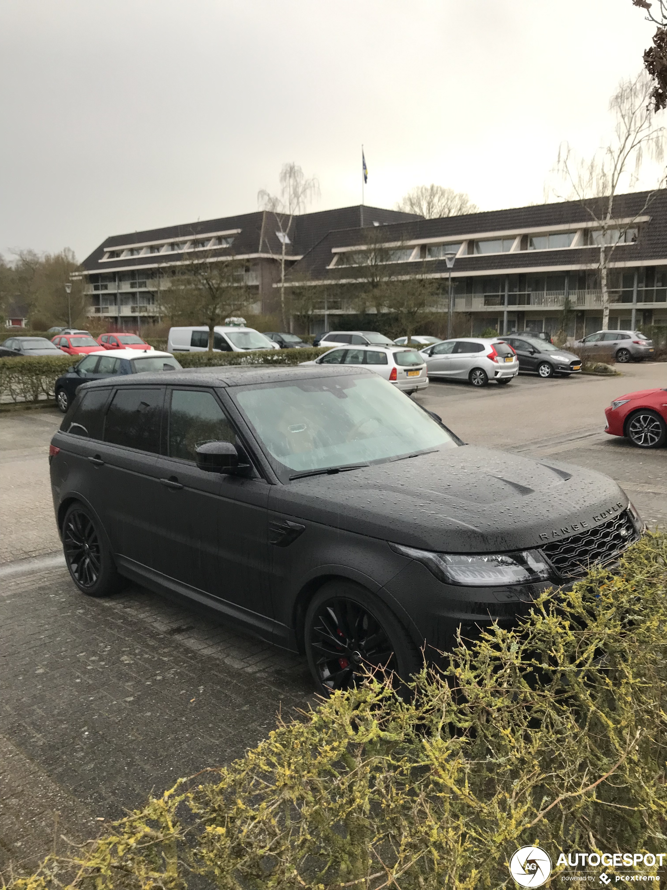 Land Rover Range Rover Sport SVR 2018