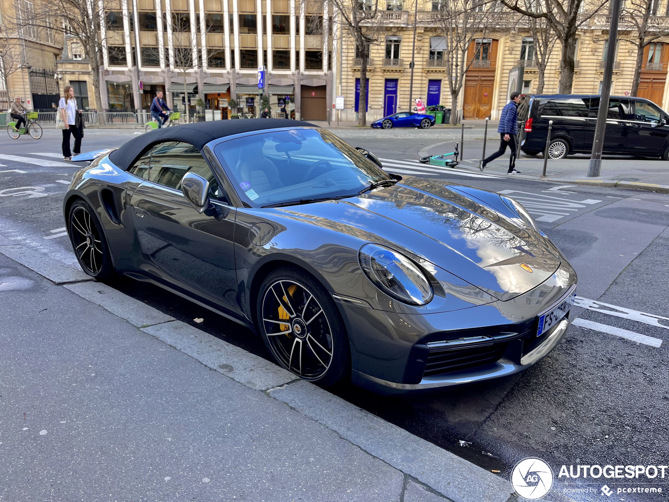 Porsche 992 Turbo S Cabriolet