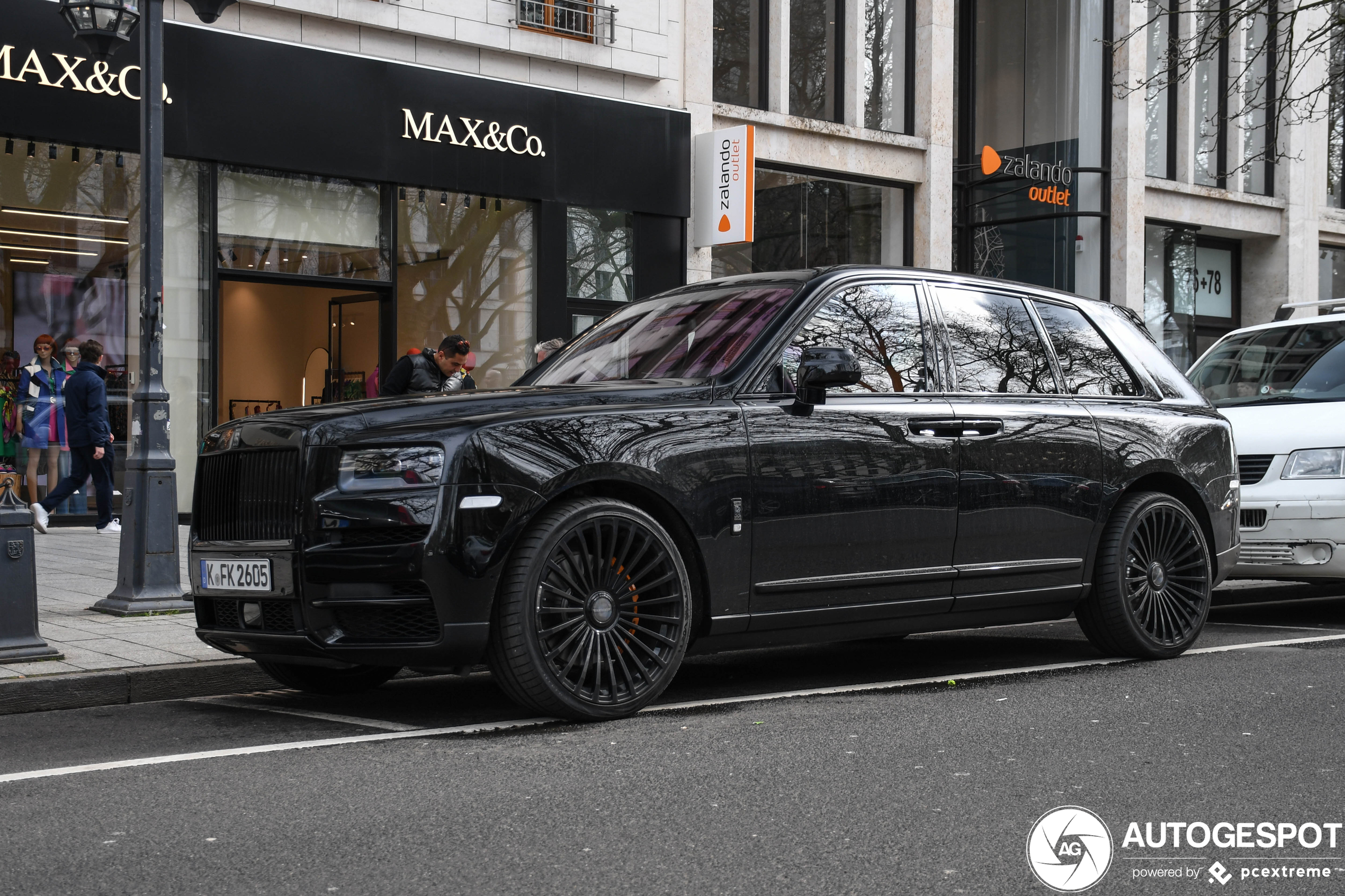 Rolls-Royce Cullinan Black Badge