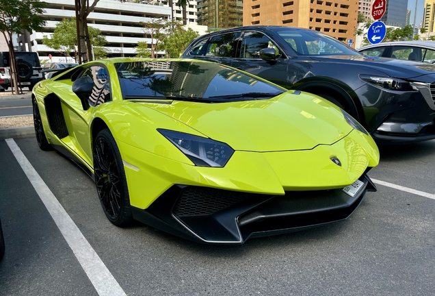 Lamborghini Aventador LP750-4 SuperVeloce