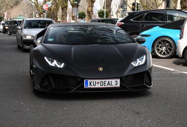 Lamborghini Huracán LP640-4 EVO