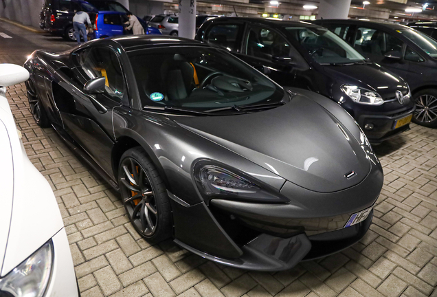 McLaren 570GT