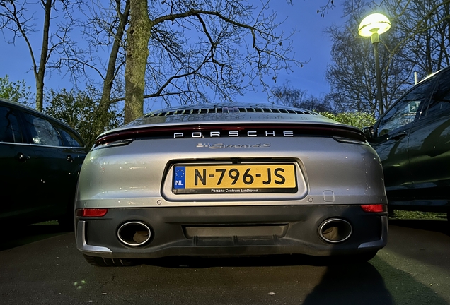 Porsche 992 Carrera 4S