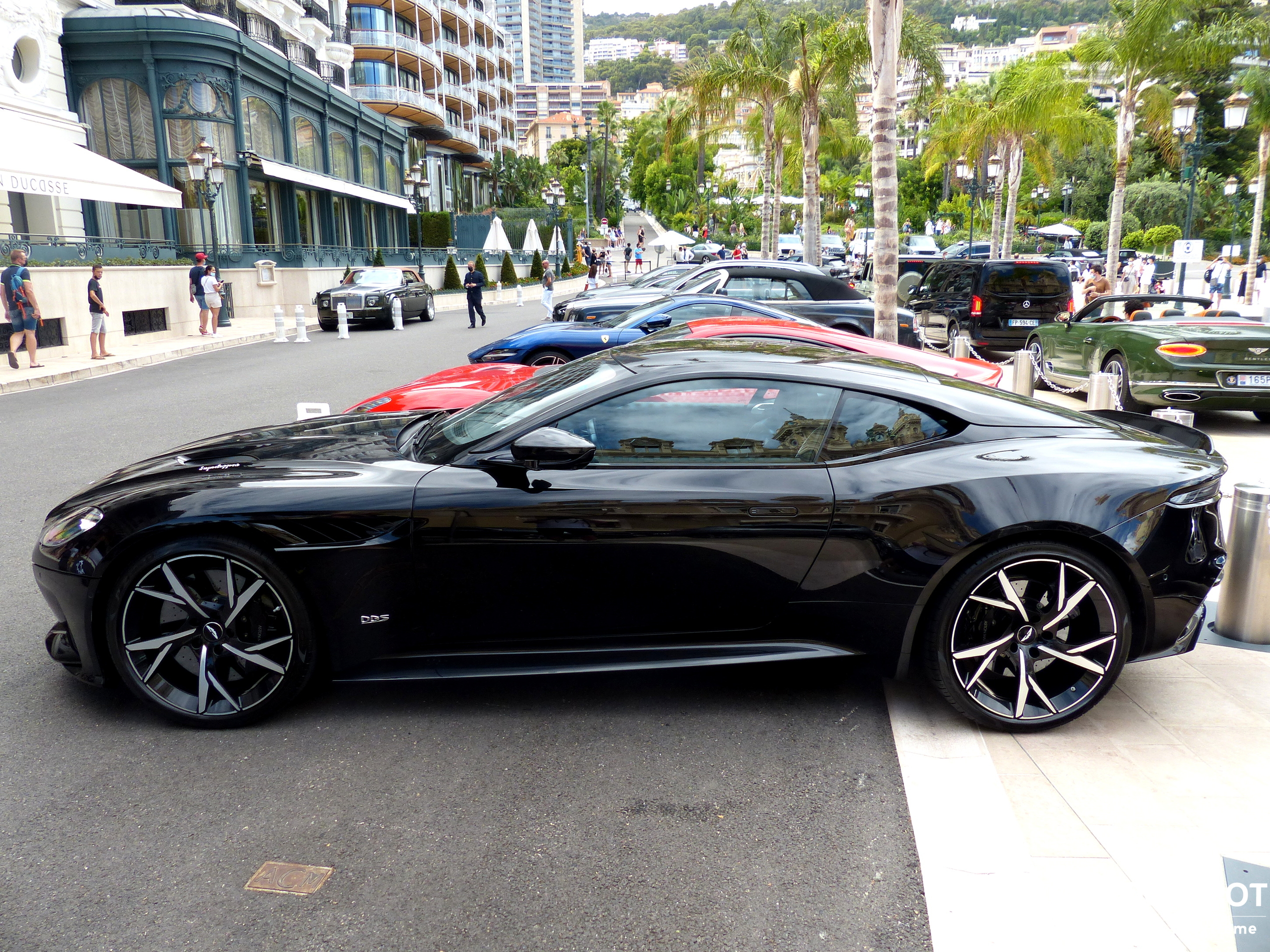 Aston Martin DBS Superleggera