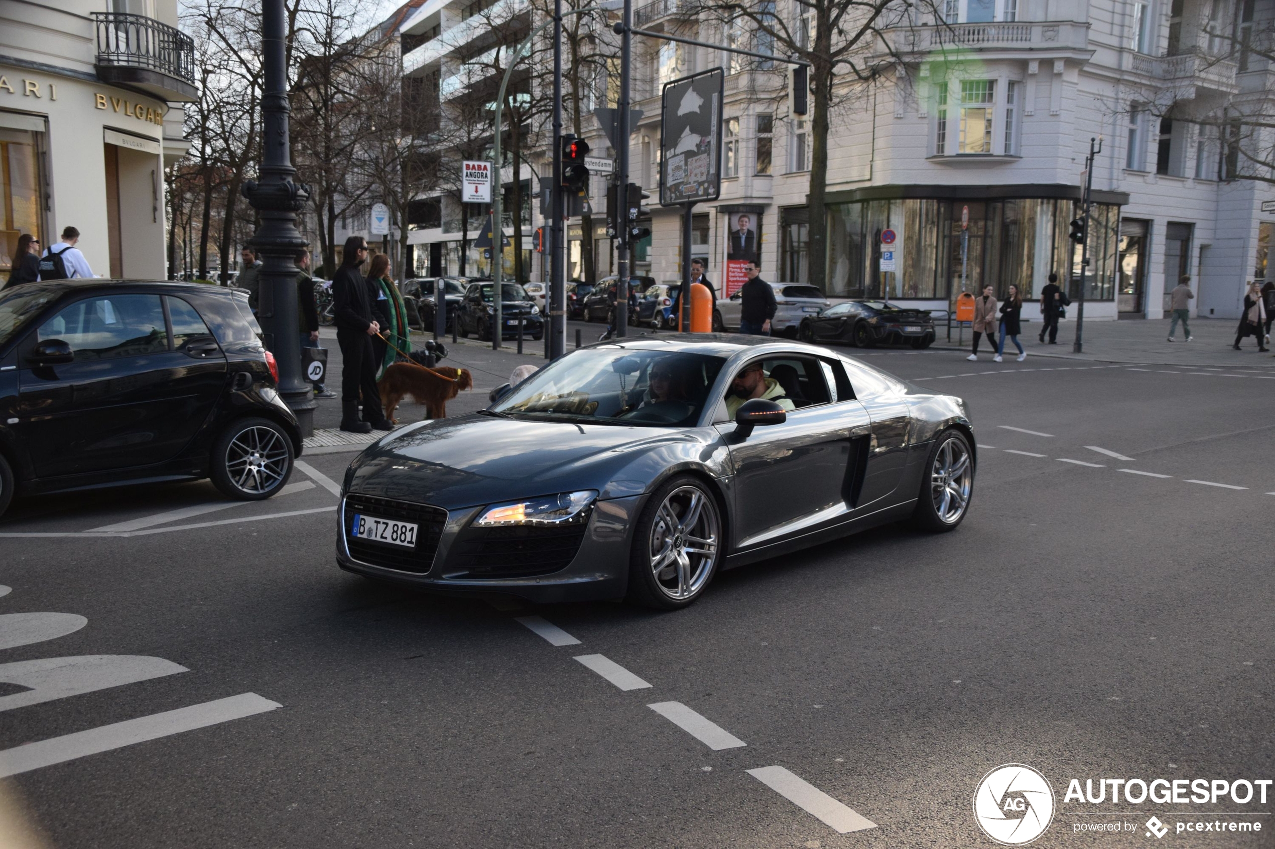 Audi R8