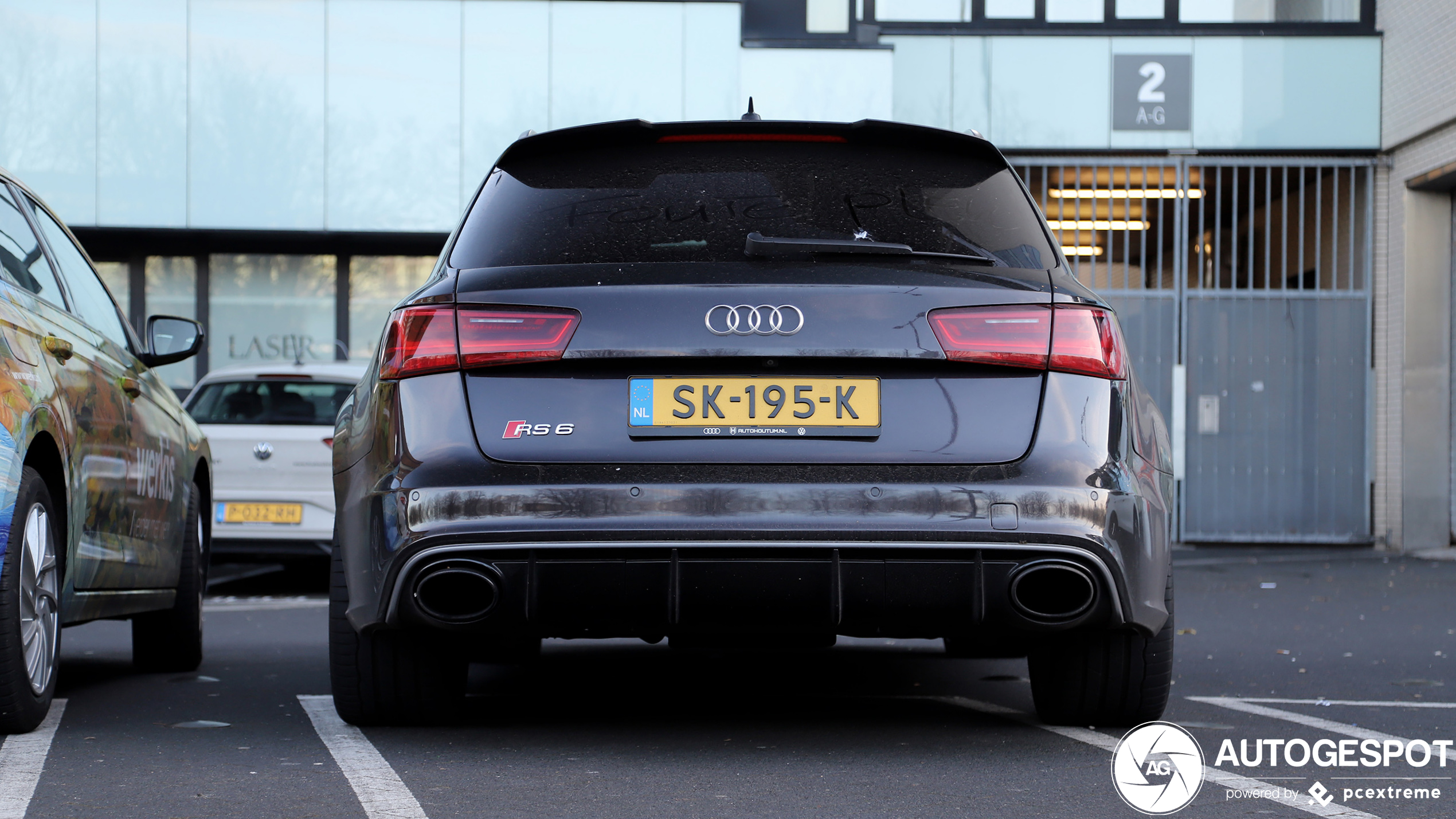 Audi RS6 Avant C7 2015