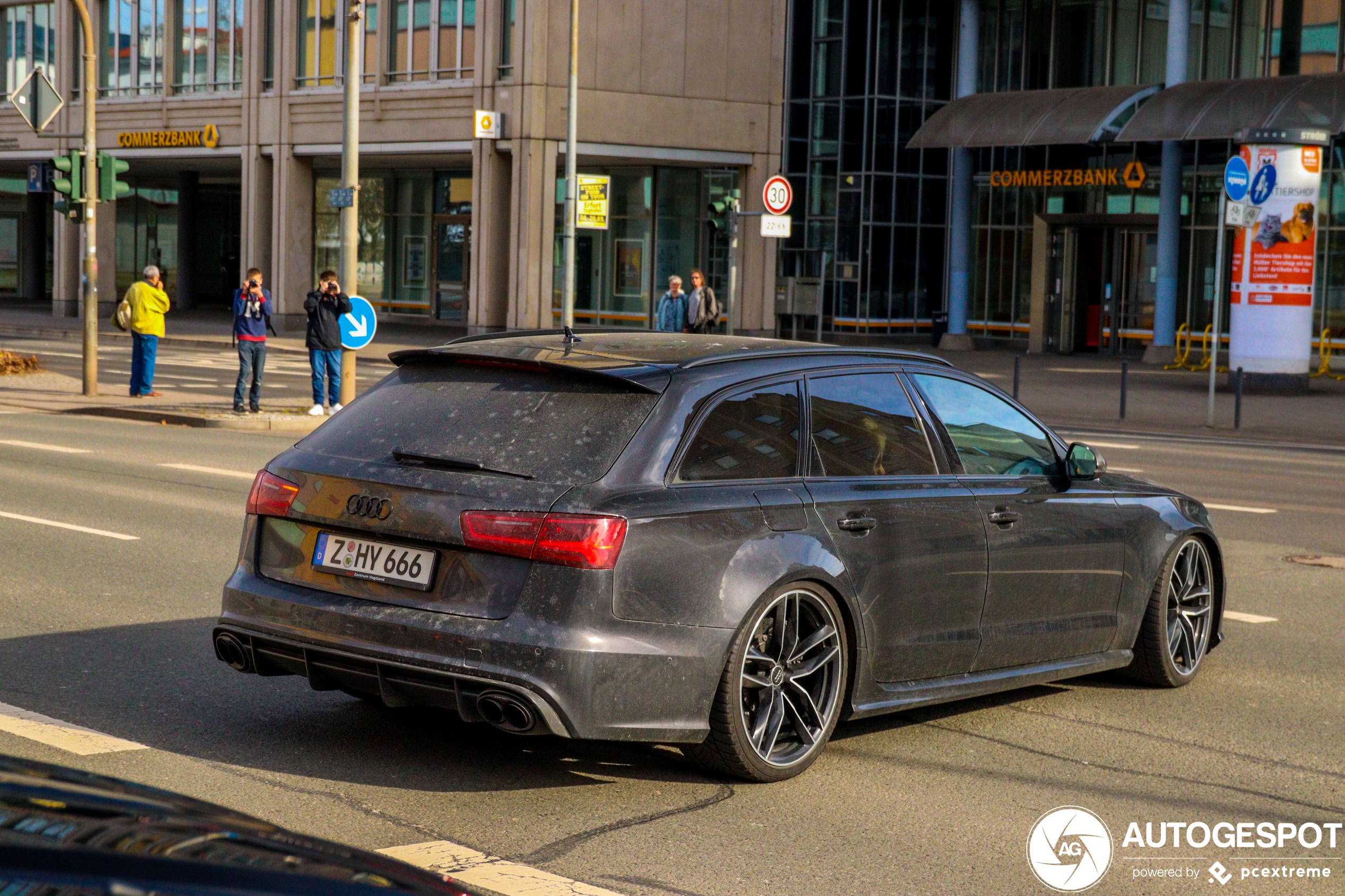 Audi RS6 Avant C7 2015