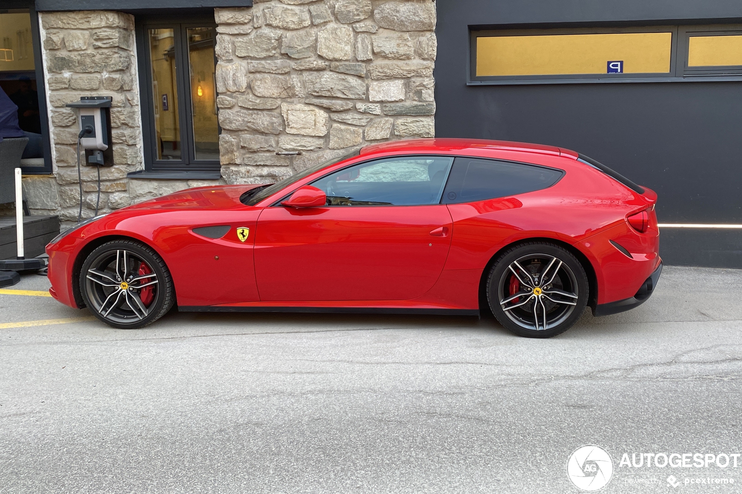 Ferrari FF