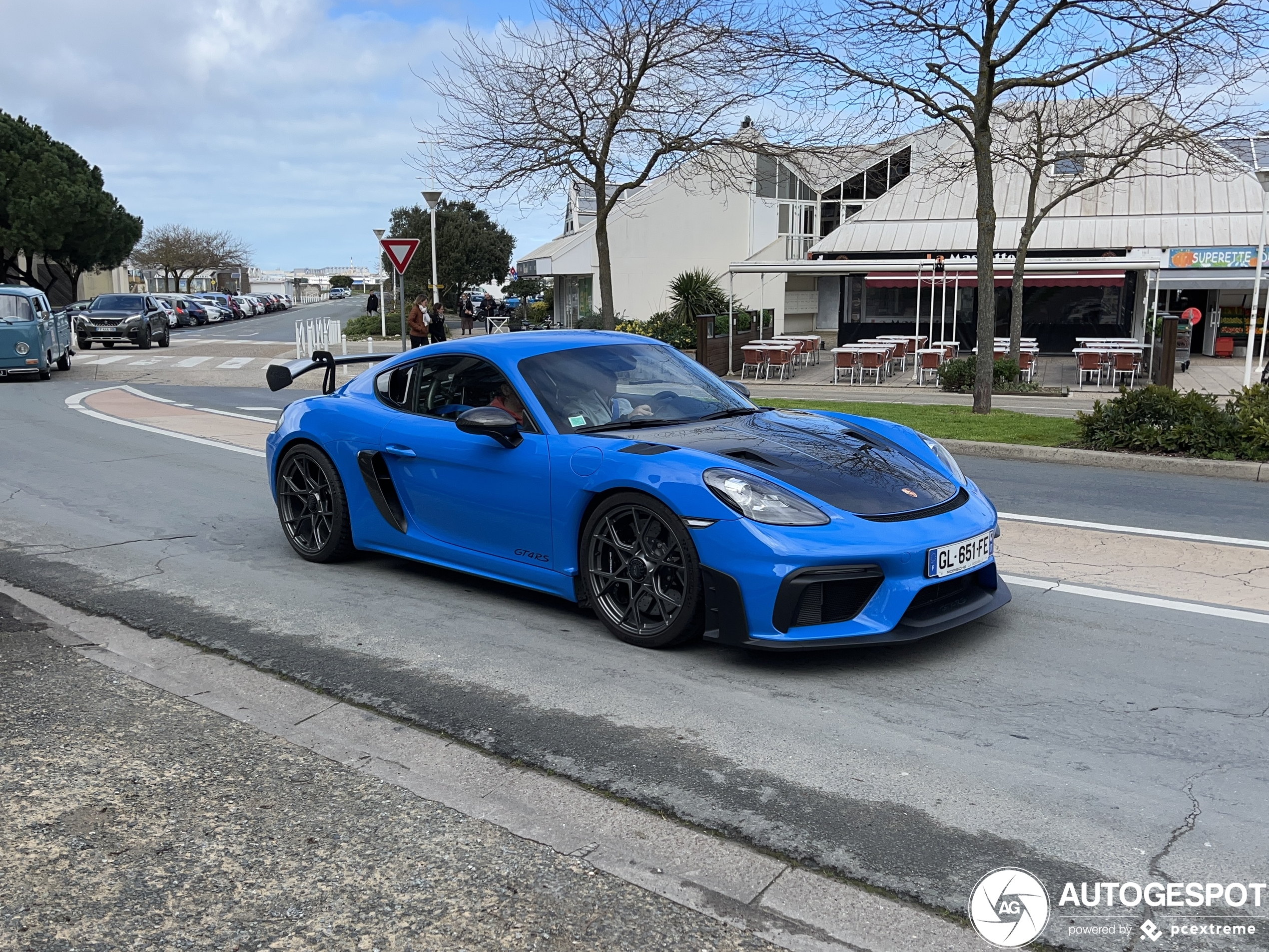 Porsche 718 Cayman GT4 RS Weissach Package