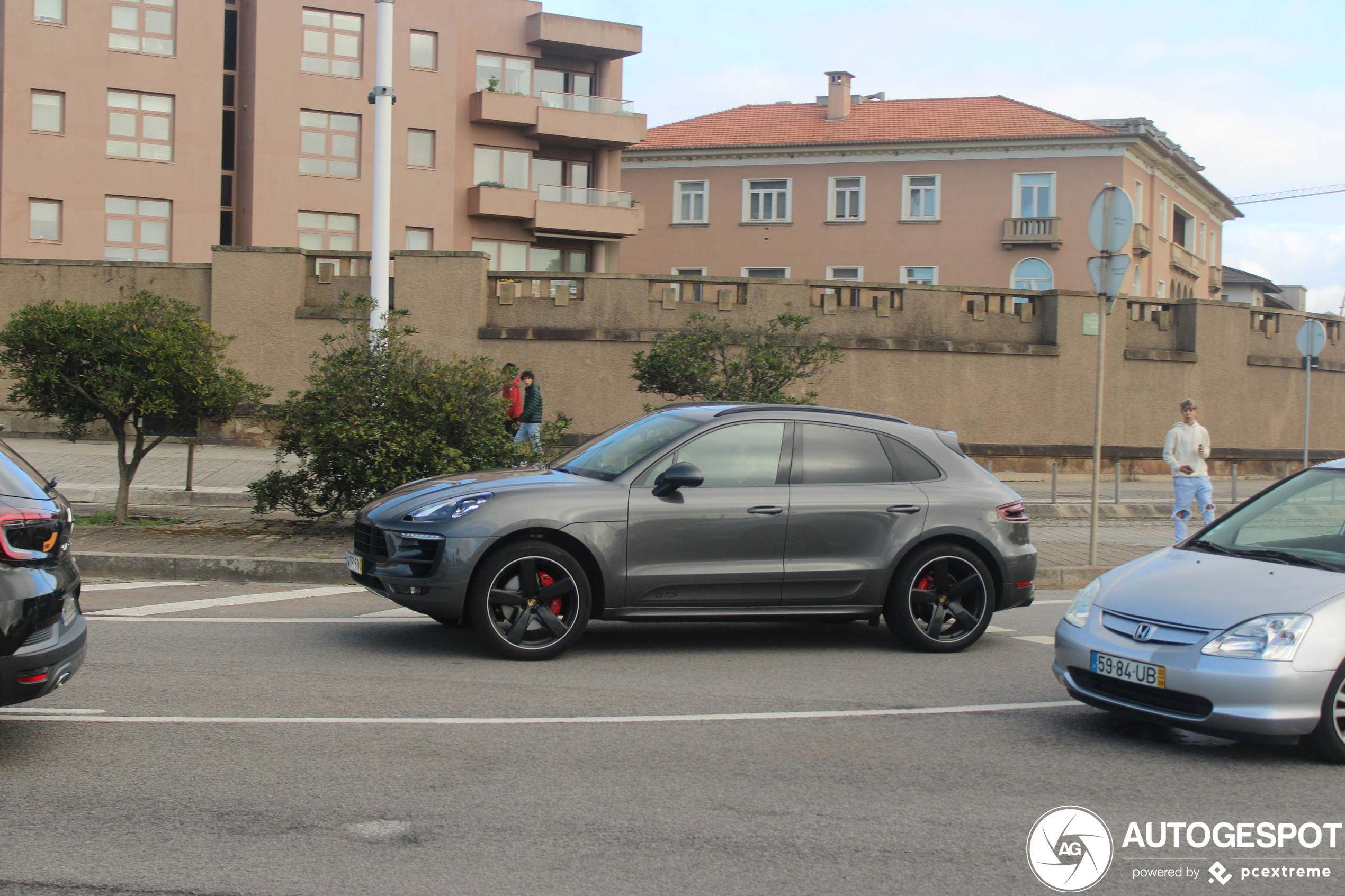 Porsche 95B Macan GTS