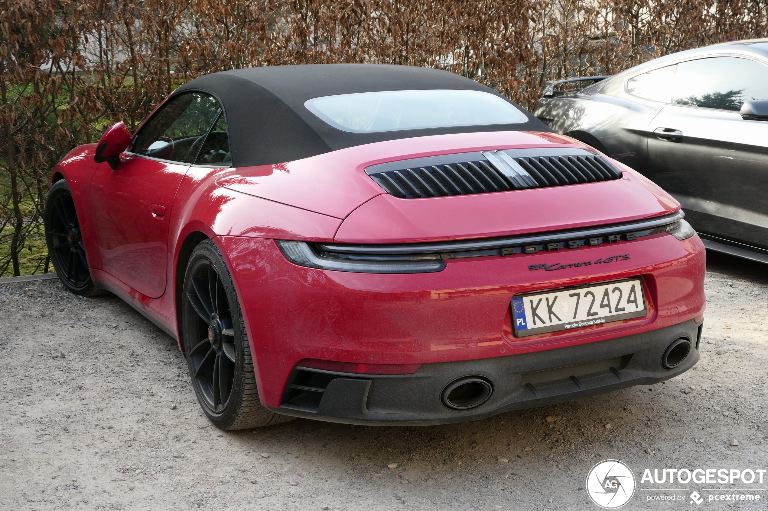 Porsche 992 Carrera 4 GTS Cabriolet