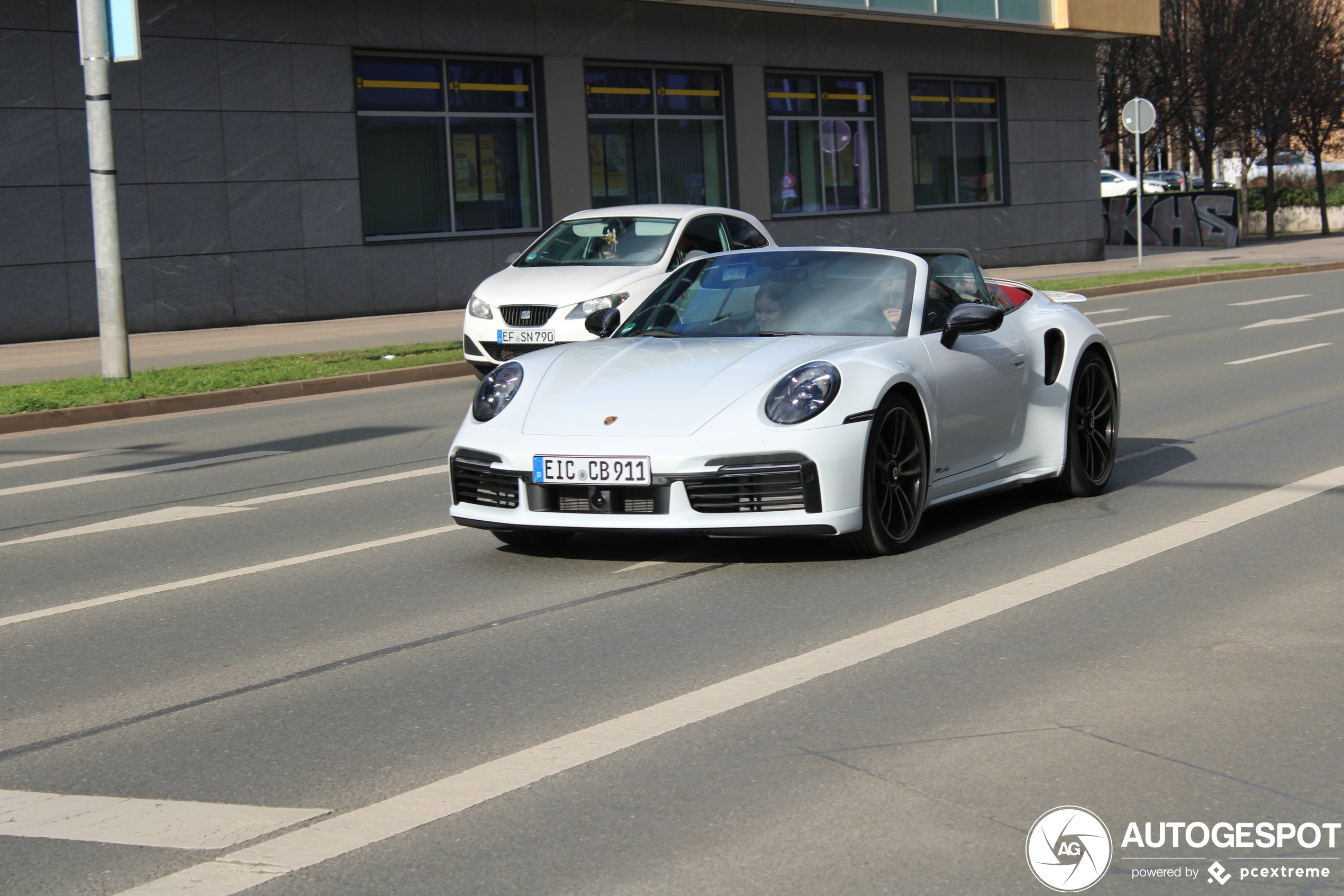 Porsche 992 Turbo Cabriolet