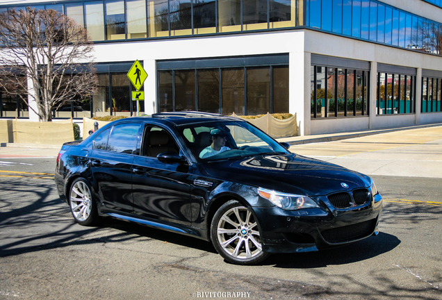 BMW M5 E60 2005