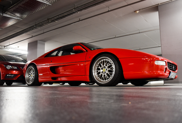 Ferrari F355 Berlinetta