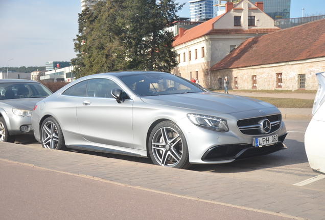 Mercedes-Benz S 63 AMG Coupé C217