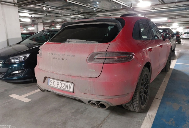 Porsche 95B Macan GTS