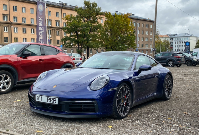 Porsche 992 Carrera 4S