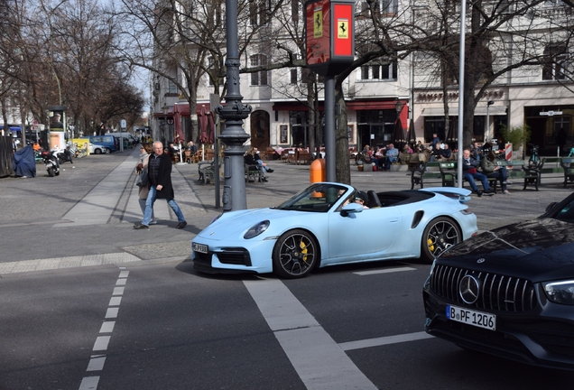 Porsche 992 Turbo Cabriolet