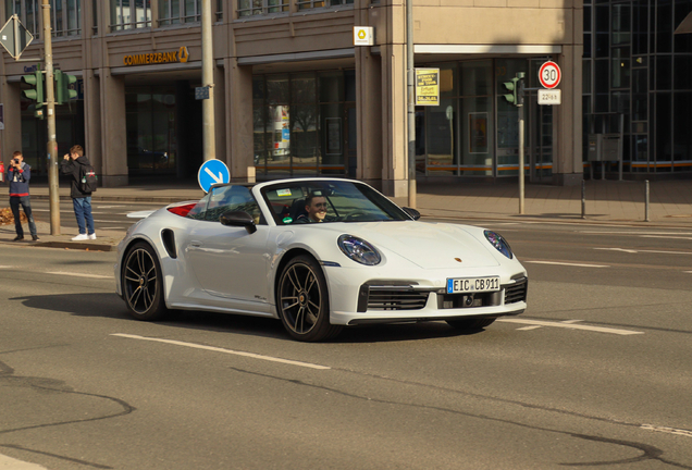 Porsche 992 Turbo Cabriolet