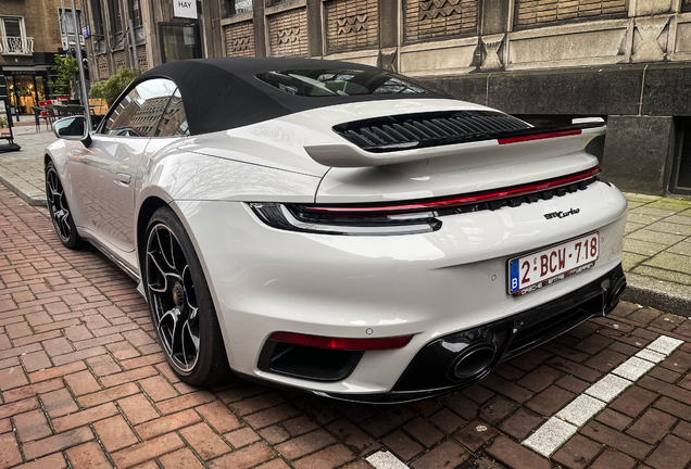 Porsche 992 Turbo Cabriolet