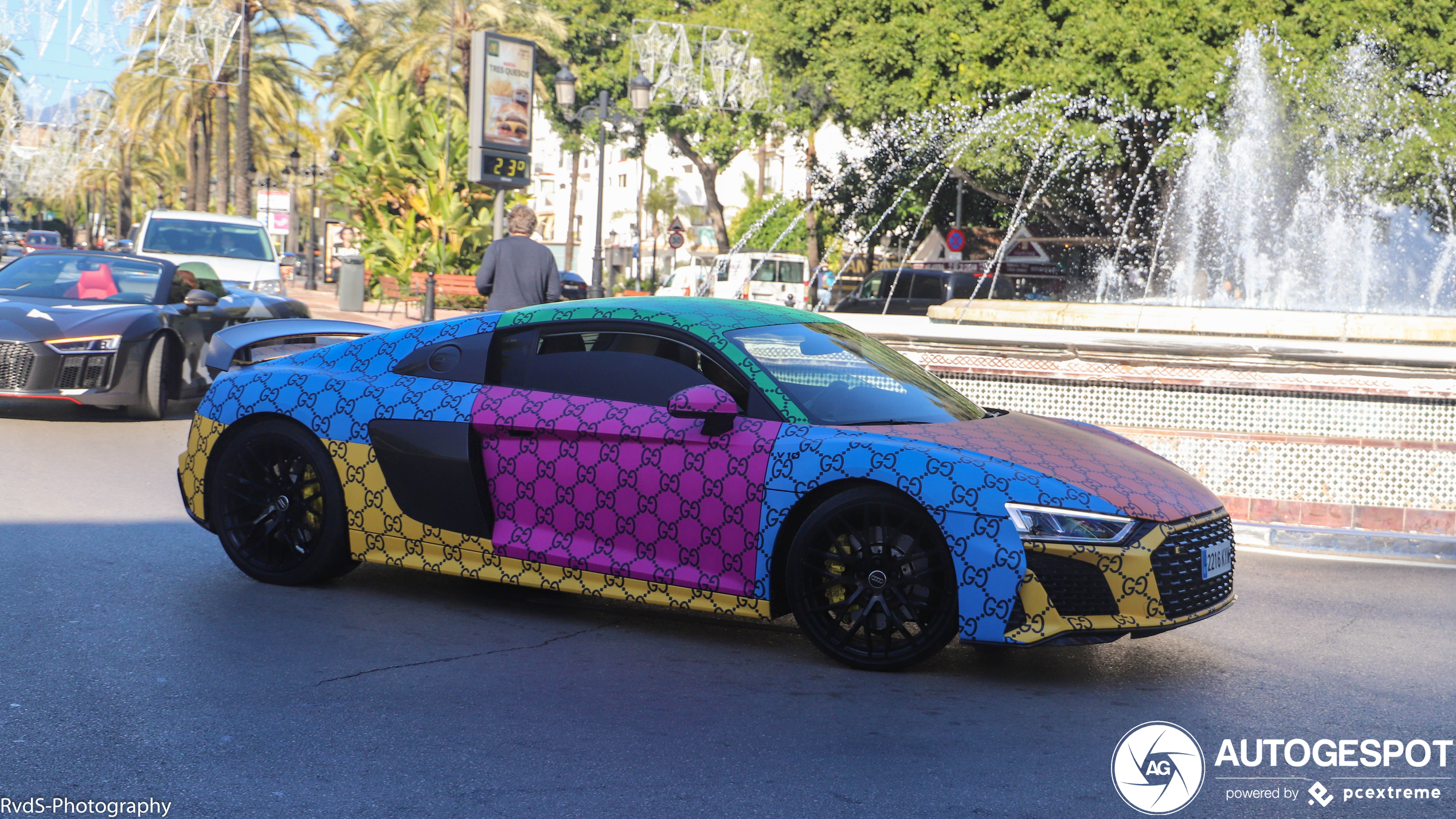 Een erg vrolijke Audi R8 in Marbella