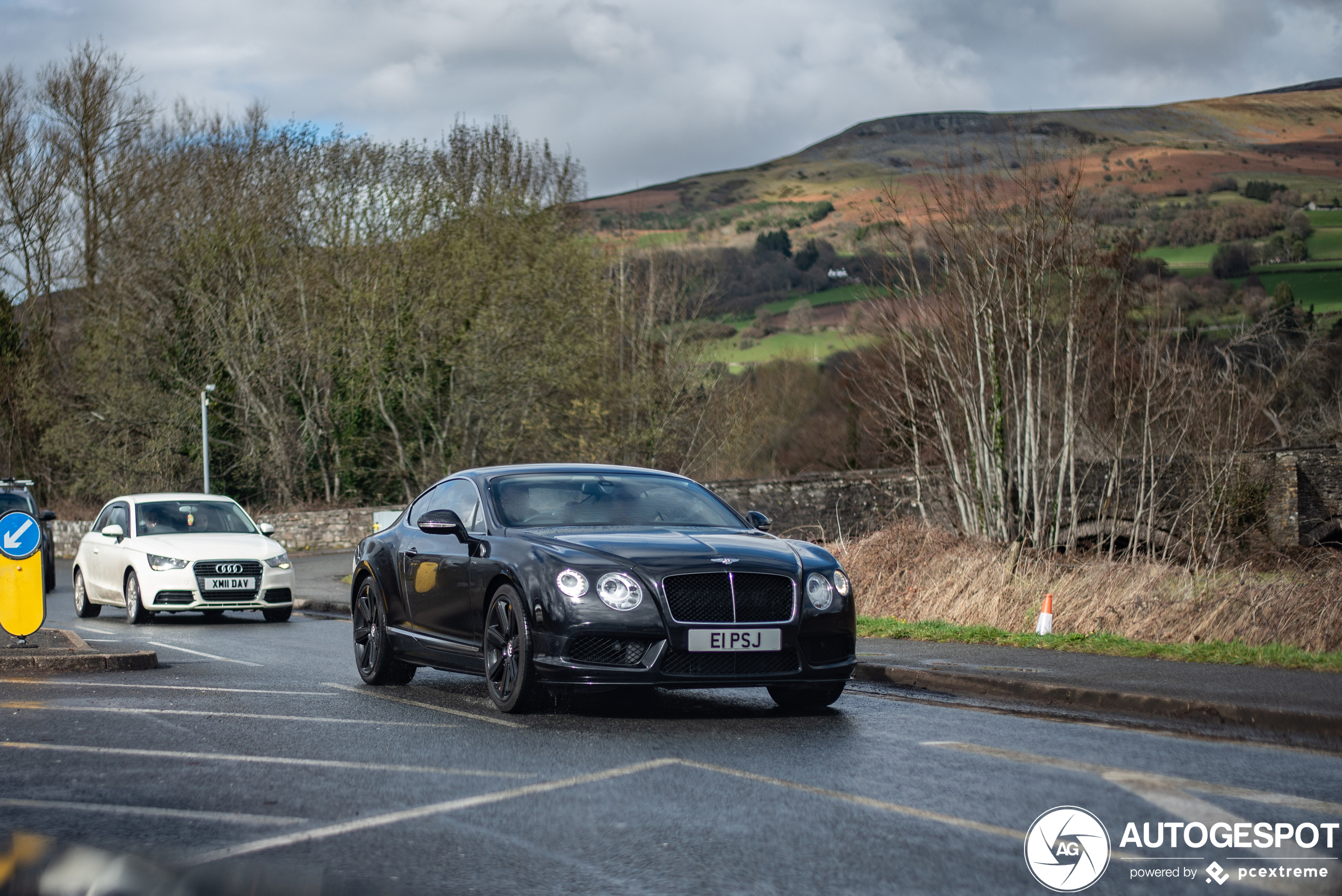 Bentley Continental GT V8