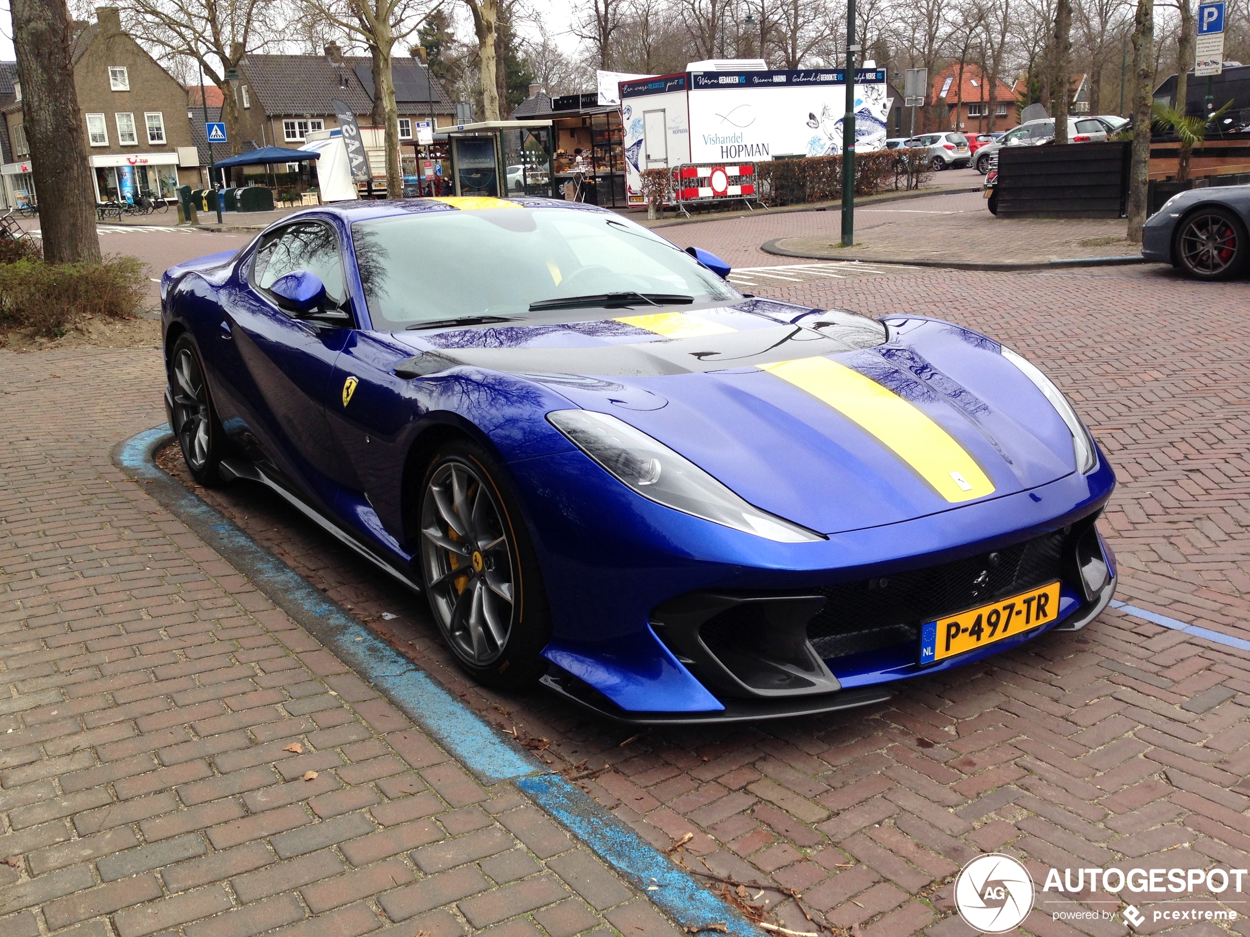 Bruutste editie van de Ferrari 812 in Laren