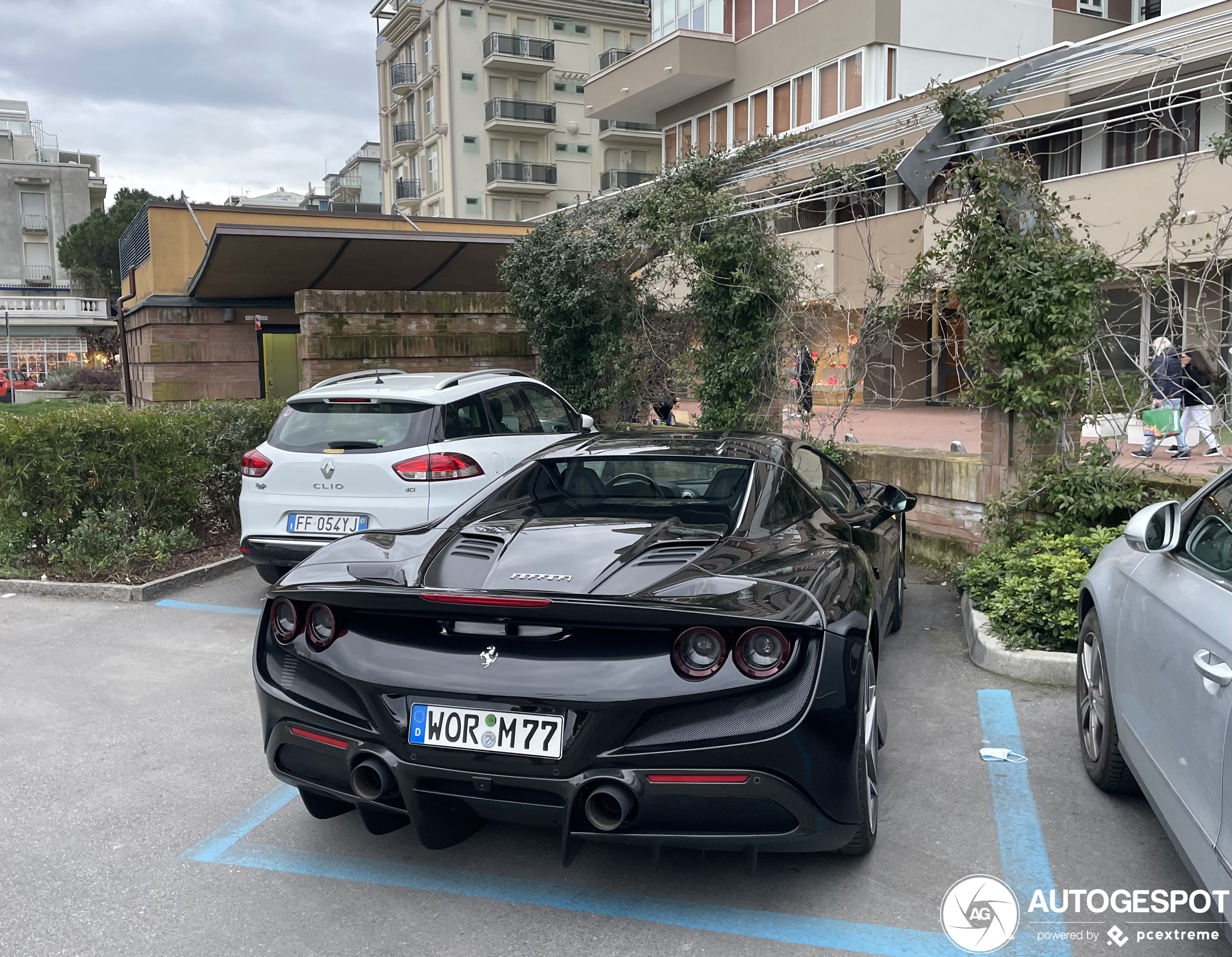 Ferrari F8 Spider