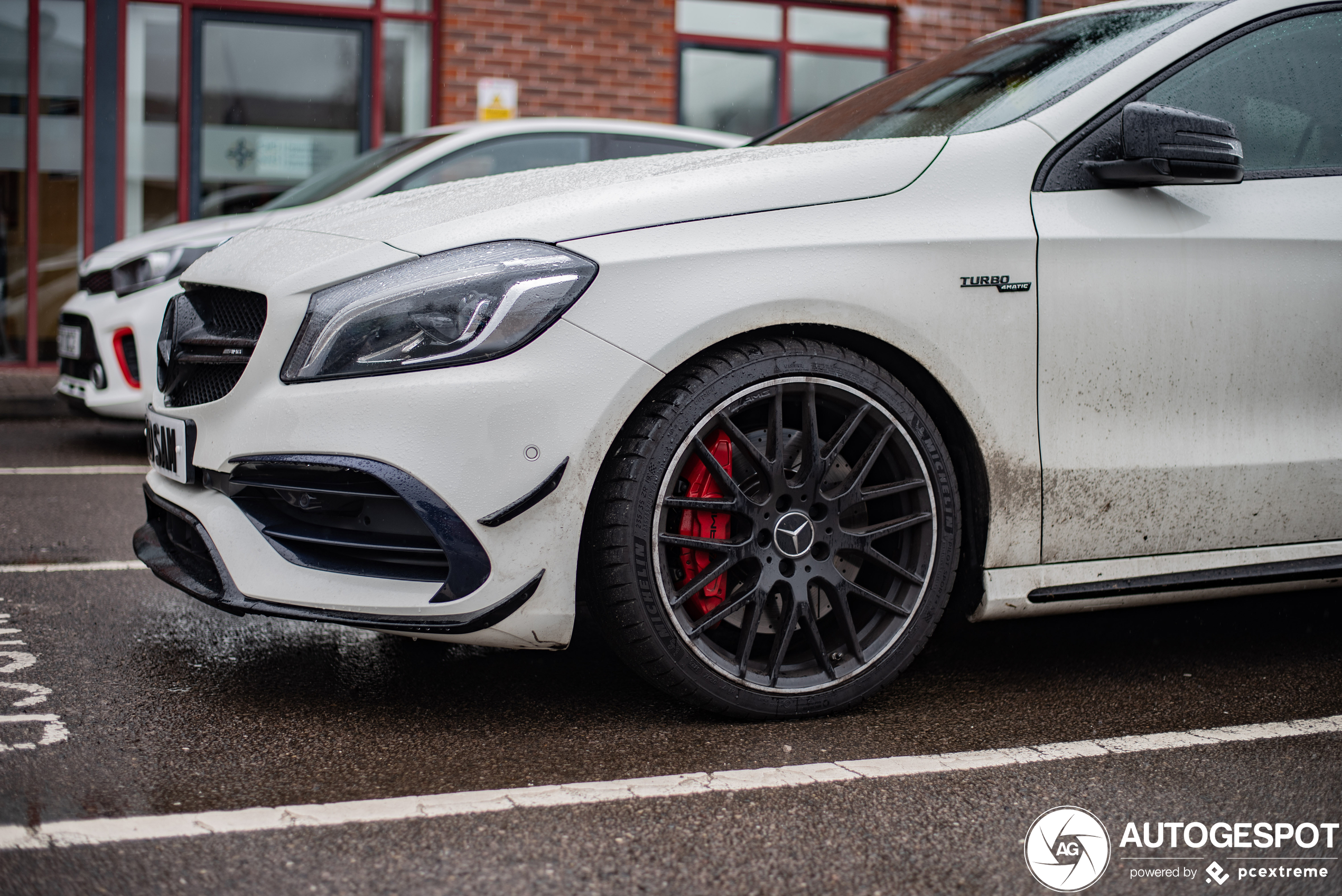 Mercedes-AMG A 45 W176 2015