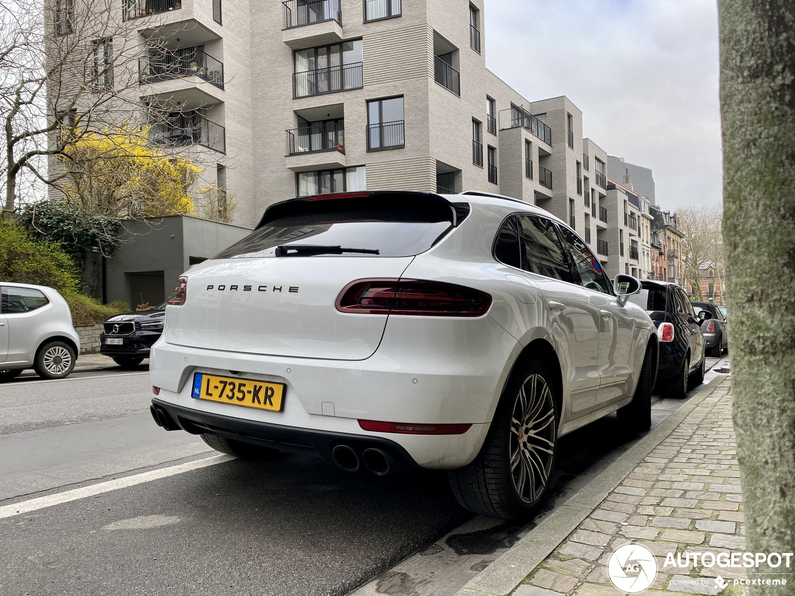 Porsche 95B Macan GTS